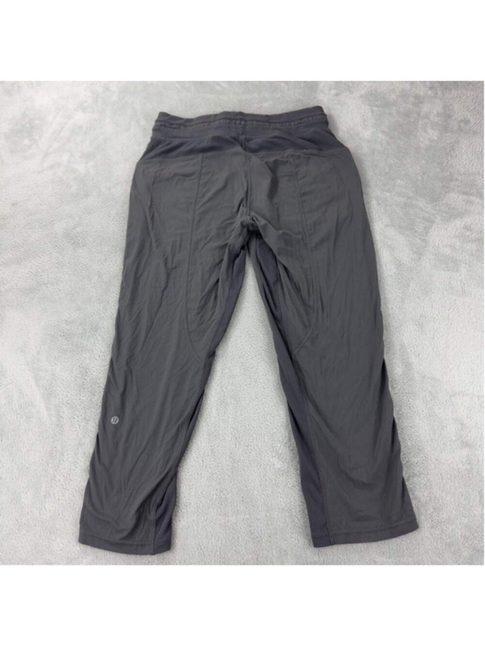 Lululemon Women’s Size 8 Dance Studio Crop 25” - Picture 4 of 14